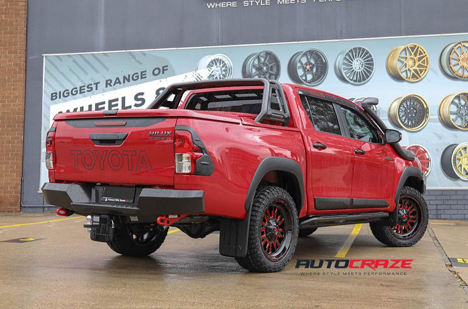 TOYOTA-HILUX-4WD-STROKE-GLOSS-BLACK-W-CANDY-RED